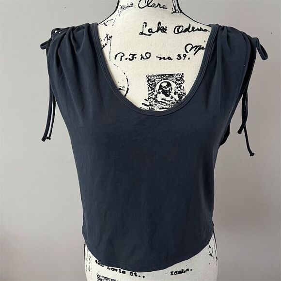 American Eagle Outfitters Tops - American Eagle Women's Gray Cropped Tank Top Size XL shoulder tie